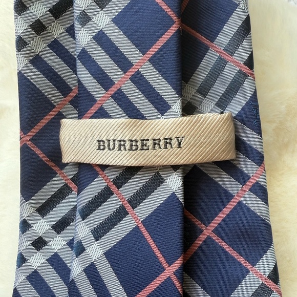 Burberry Navy and Gray Checkered Tie with Equestrian Knights in gold and blue - Picture 3 of 8